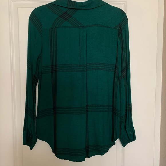 Plaid button down blouse - Picture 5 of 5